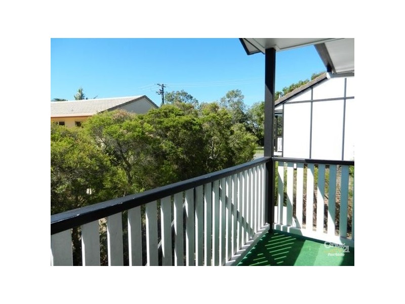 2/255 Weyba Rd, Noosaville QLD 4566