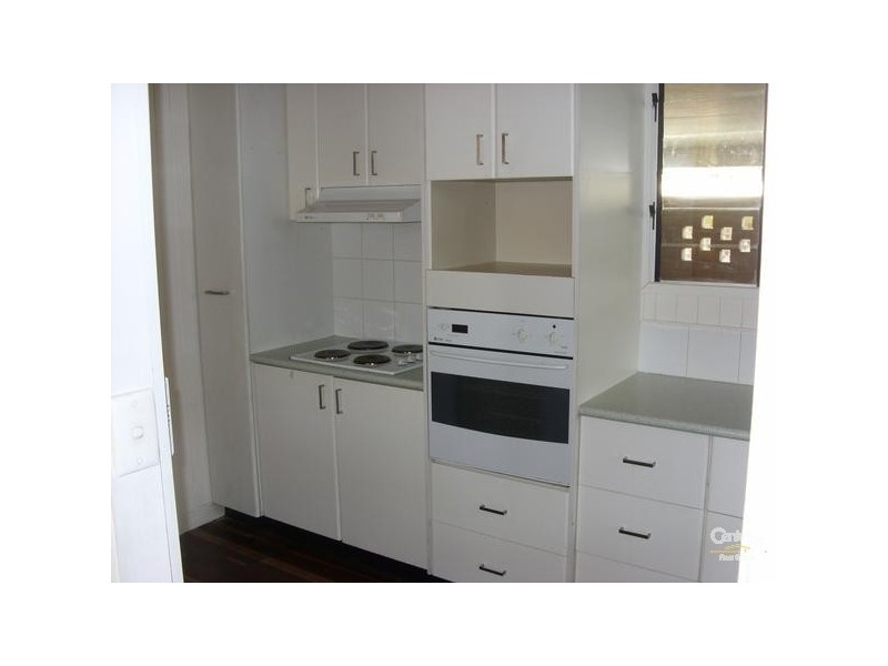 33 Tait St, Tewantin QLD 4565