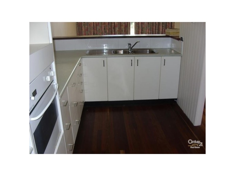 33 Tait St, Tewantin QLD 4565