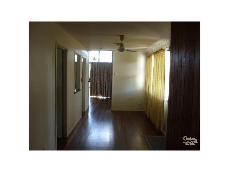 33 Tait St, Tewantin QLD 4565