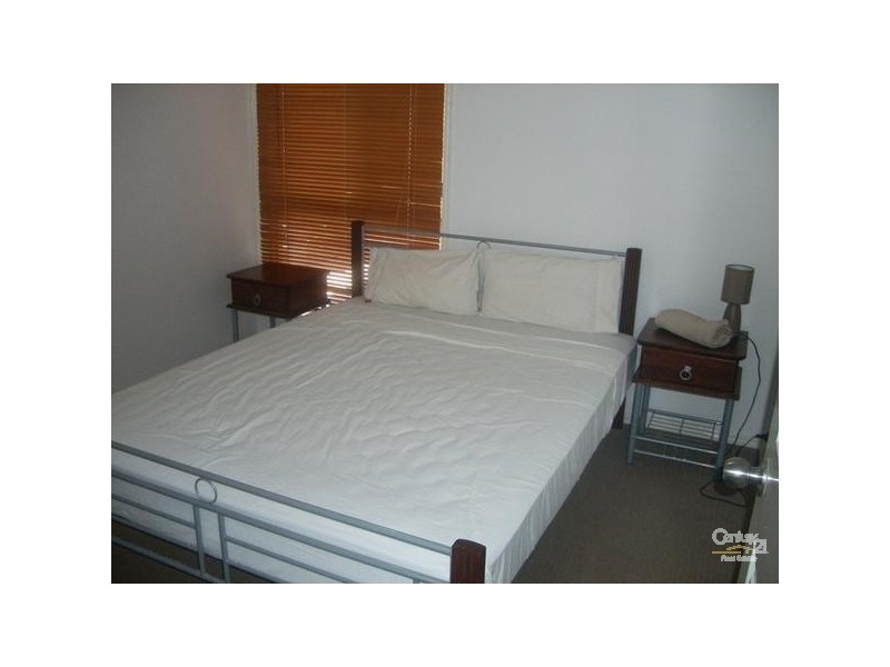 18 Mayfair Drive, Emerald QLD 4720