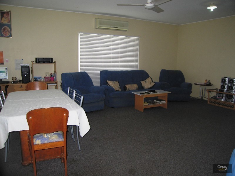 3 Hereford Place, Emerald QLD 4720