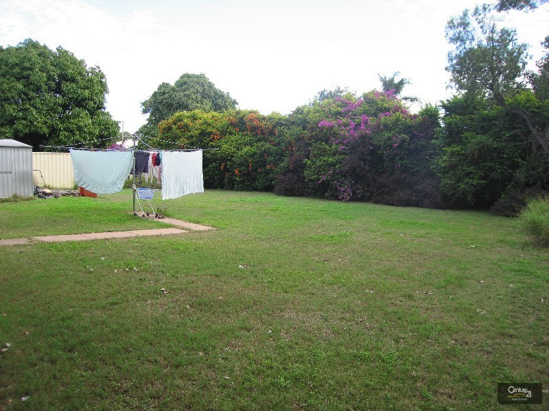 3 Hereford Place, Emerald QLD 4720