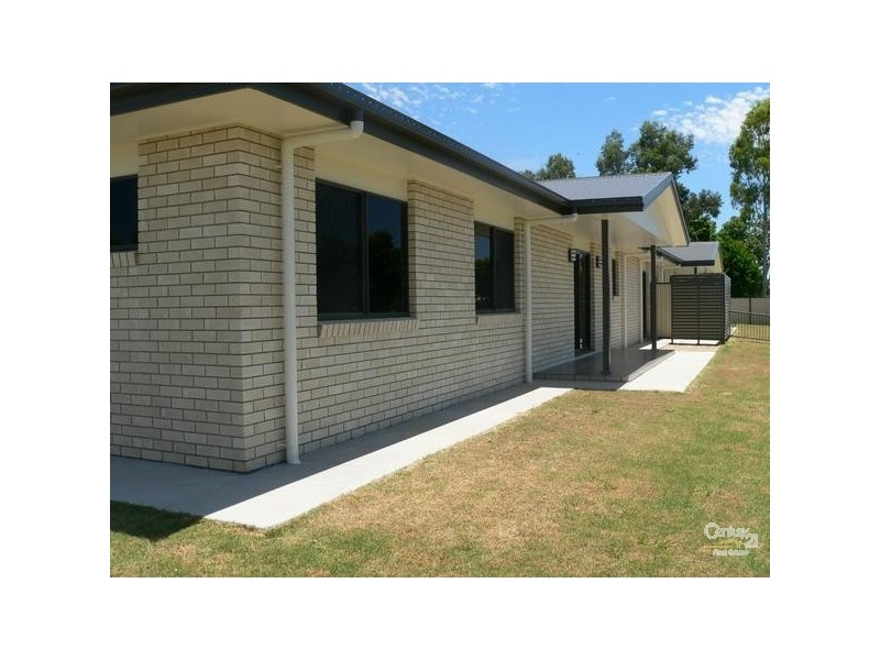 1/2 Burn Street, Capella QLD 4723