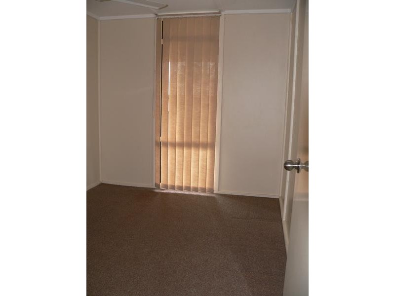 15 Gordon Street, Capella QLD 4723