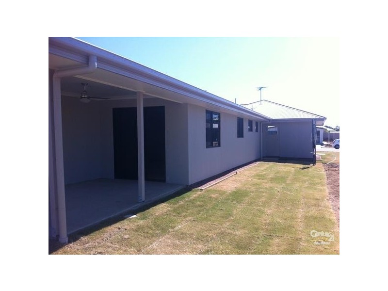 2 Easton Street, Emerald QLD 4720