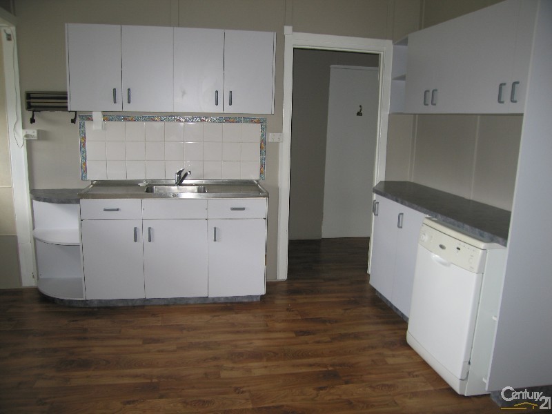 Bluff QLD 4702