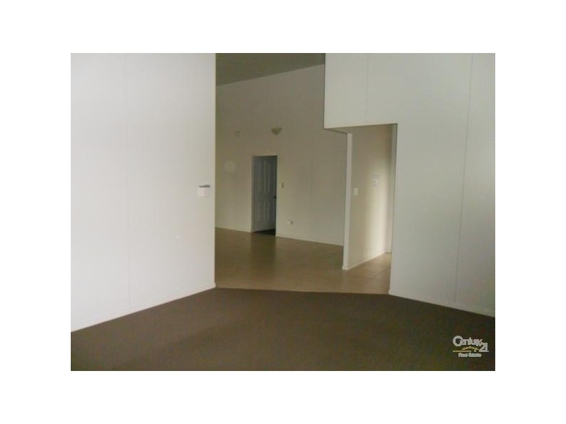 18 Deacon, Blackwater QLD 4717