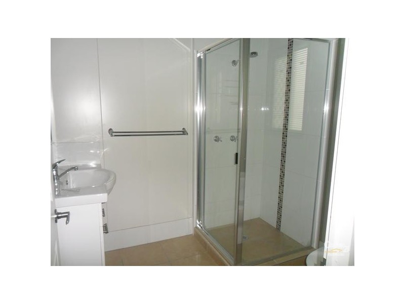 18 Deacon, Blackwater QLD 4717