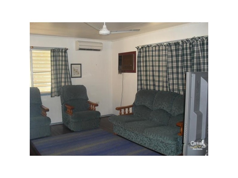 7 Bottletree, Blackwater QLD 4717