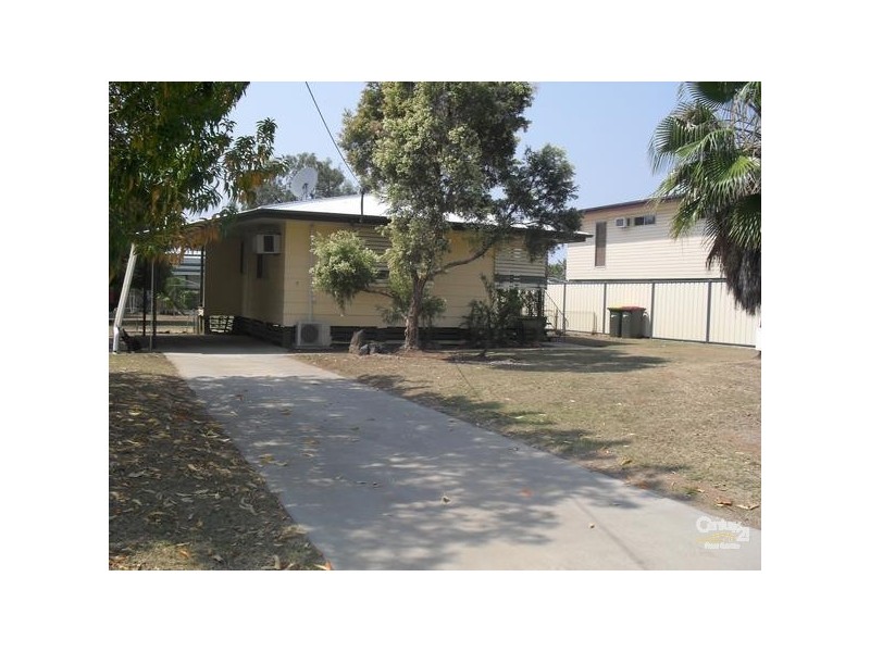 7 Bottletree, Blackwater QLD 4717