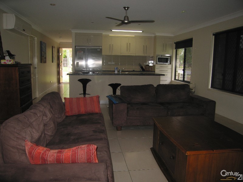 Bluff QLD 4702