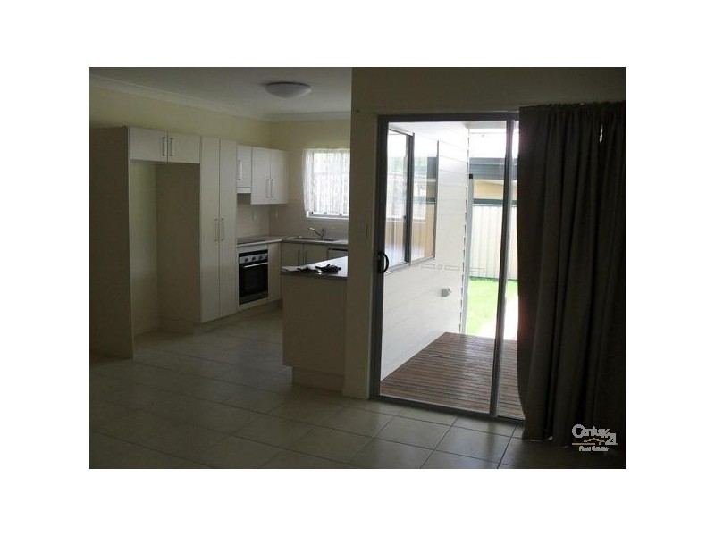 10 Bean Street, Blackwater QLD 4717