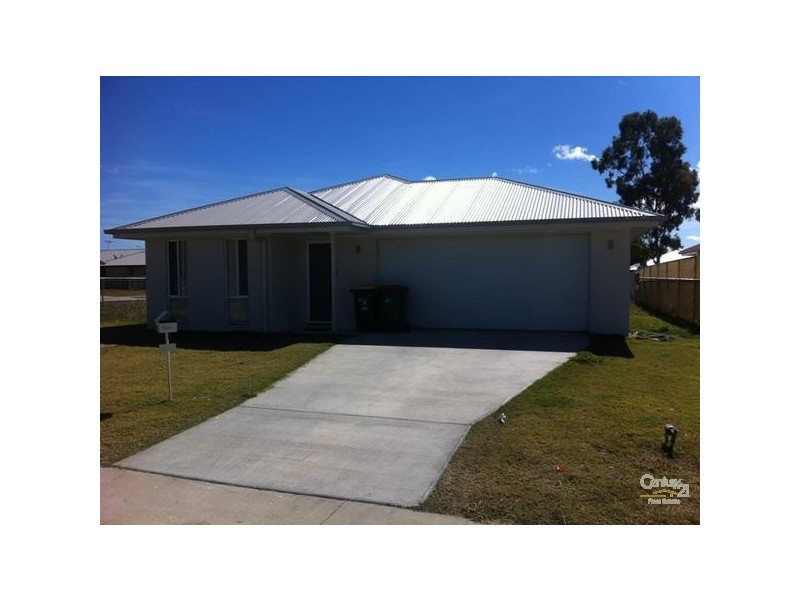 5 Scotts Peak, Capella QLD 4723