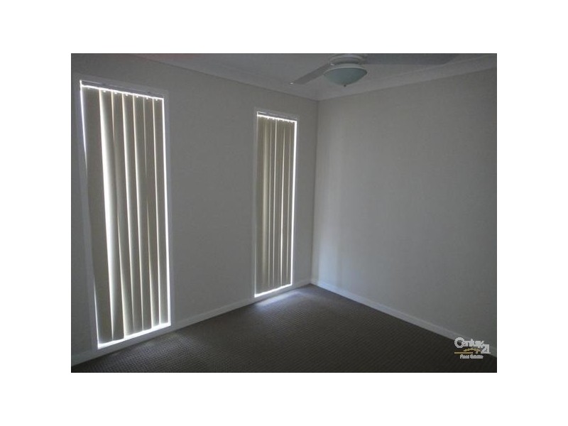 5 Scotts Peak, Capella QLD 4723
