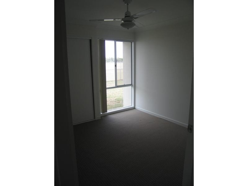 5 Scotts Peak, Capella QLD 4723