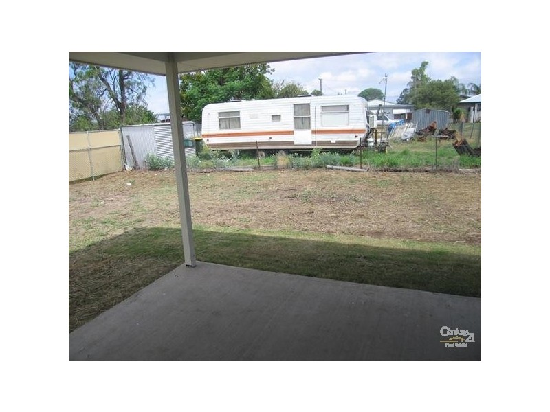 5 Scotts Peak, Capella QLD 4723
