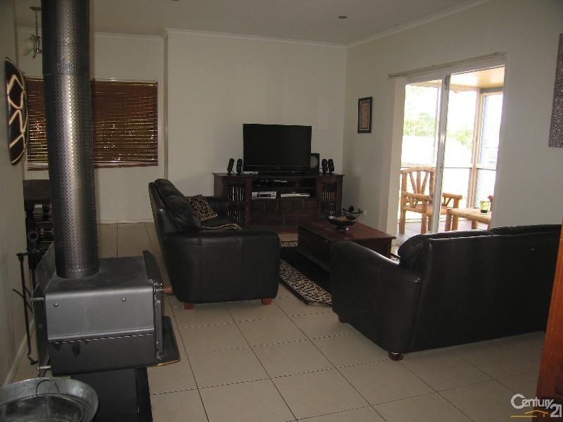 43 Campbell Street, Emerald QLD 4720