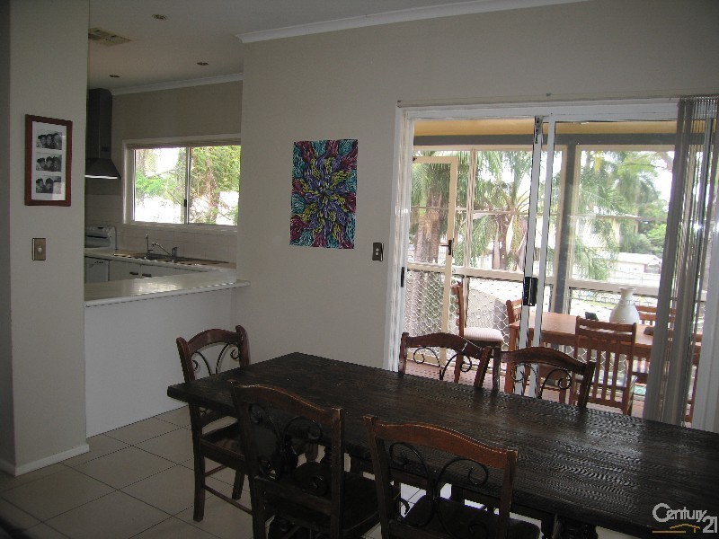 43 Campbell Street, Emerald QLD 4720