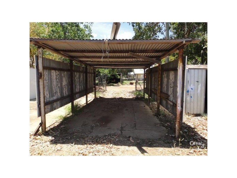 4 Dunning Street, Alpha QLD 4724