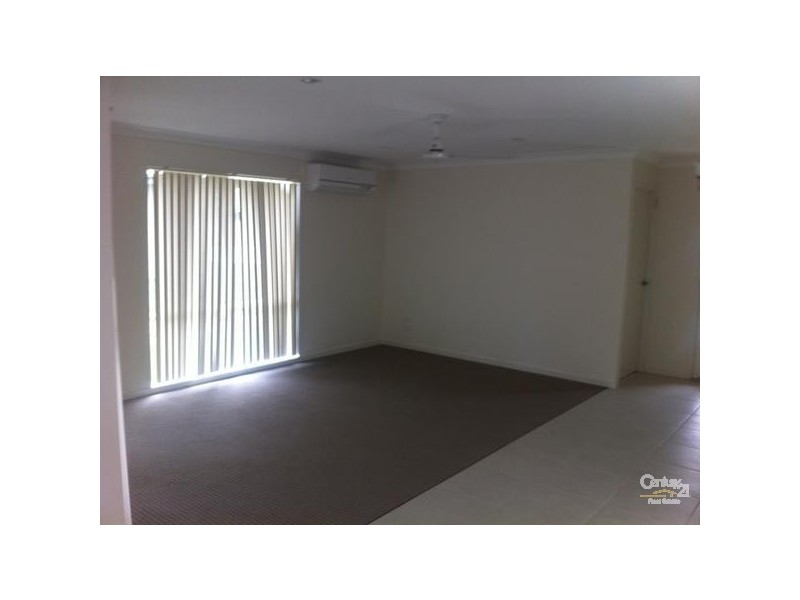 1/22 Scotts Peak Dr, Capella QLD 4723