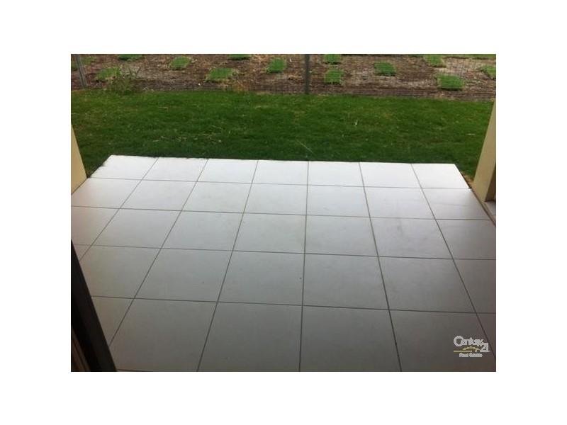 1/22 Scotts Peak Dr, Capella QLD 4723