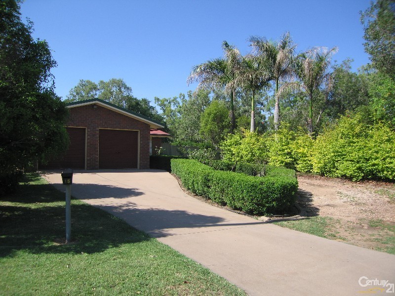 15 Egan Street, Emerald QLD 4720