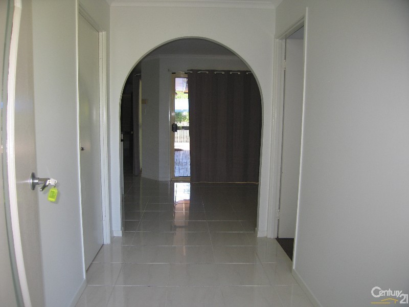 15 Egan Street, Emerald QLD 4720