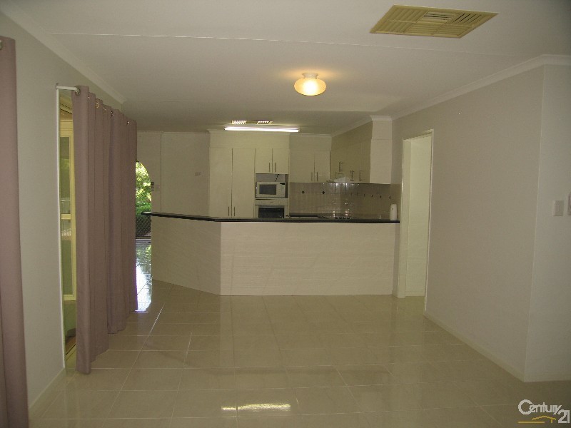 15 Egan Street, Emerald QLD 4720