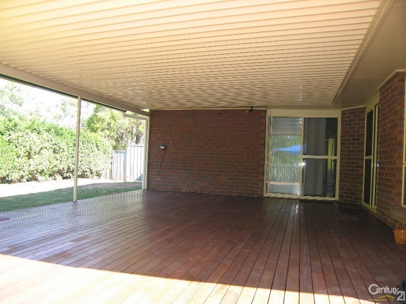 15 Egan Street, Emerald QLD 4720