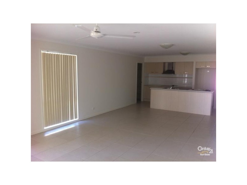 11 Mt Macarthur Bvd, Capella QLD 4723