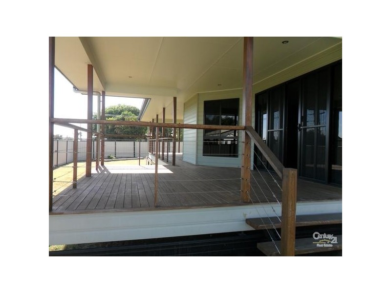 32 Pandanus Street, Blackwater QLD 4717