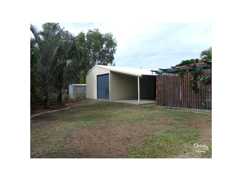 65 Arthur Street, Blackwater QLD 4717