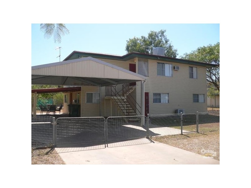 3 Campbell Street, Emerald QLD 4720