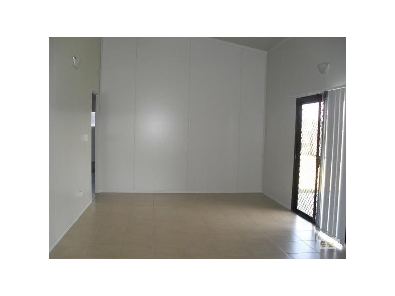 33 Manna Street, Blackwater QLD 4717