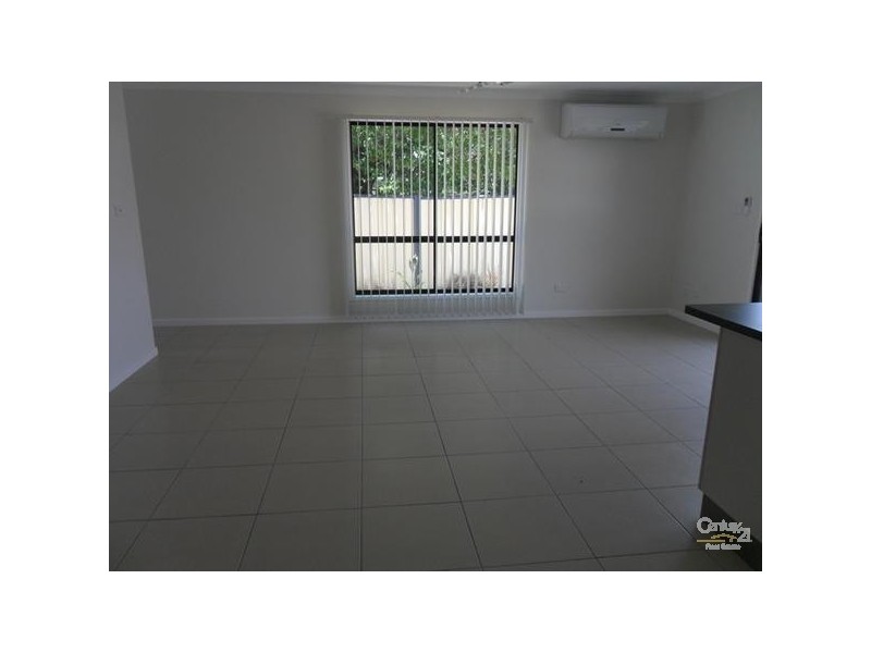 2/16 Bauman Way, Blackwater QLD 4717