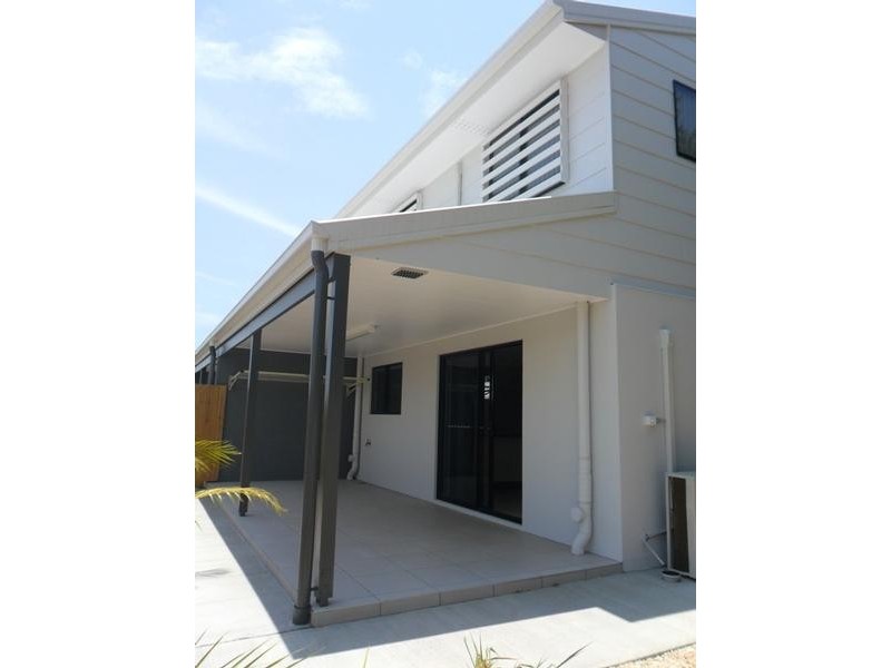 2/16 Bauman Way, Blackwater QLD 4717