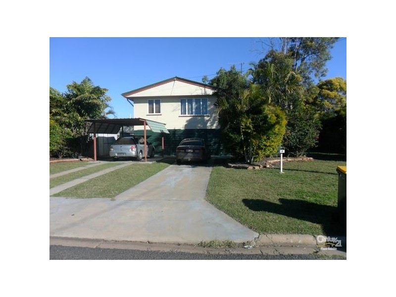 32 Fay Street, Blackwater QLD 4717