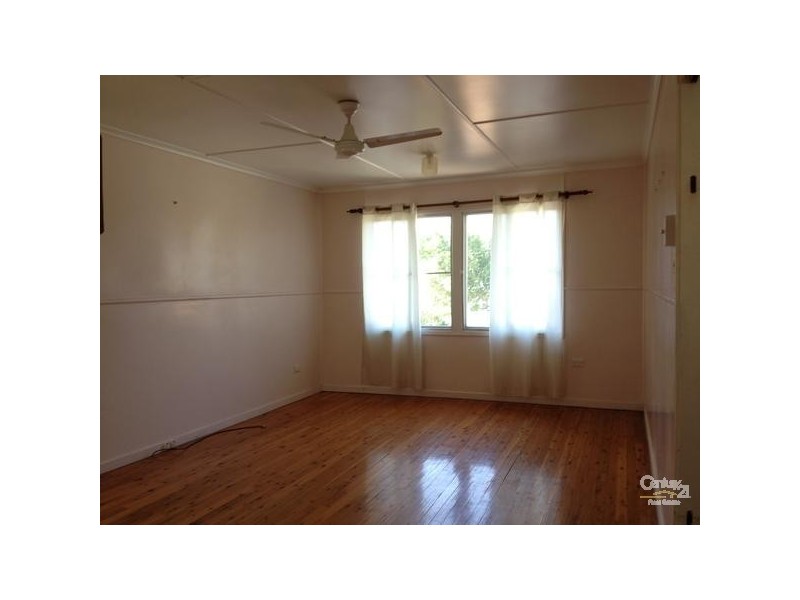 32 Fay Street, Blackwater QLD 4717