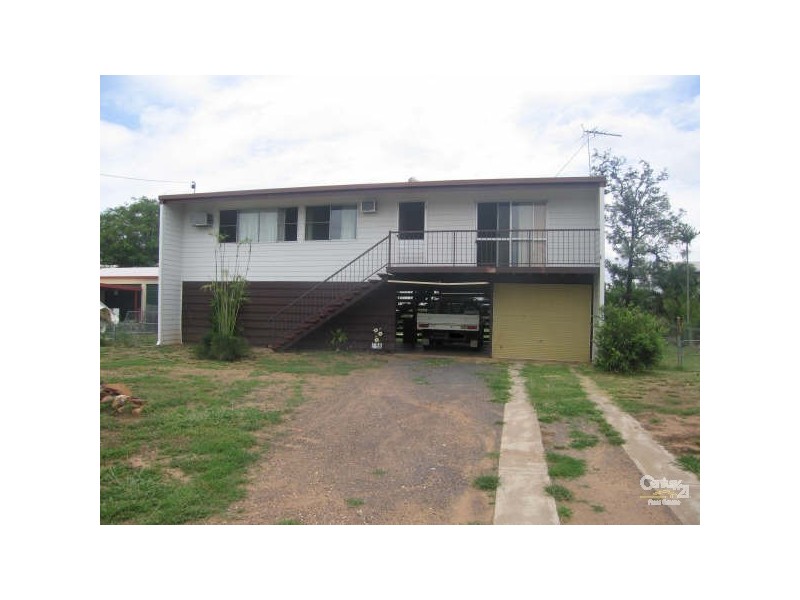 60 Stower Street, Blackwater QLD 4717