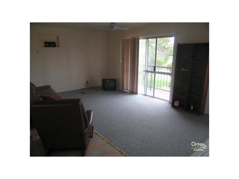 60 Stower Street, Blackwater QLD 4717