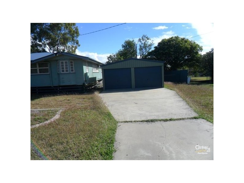 20-22 Sandalwood Street, Blackwater QLD 4717