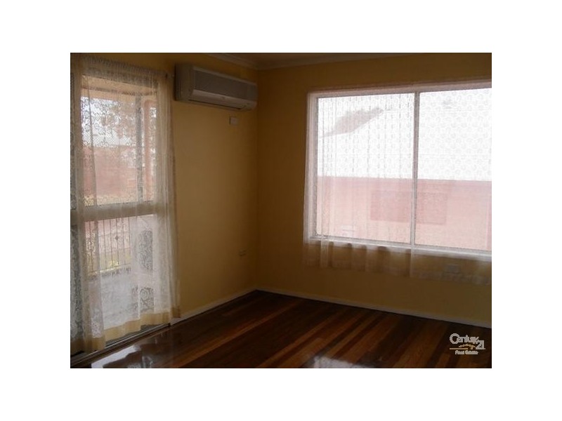1 Blackbutt Street, Blackwater QLD 4717