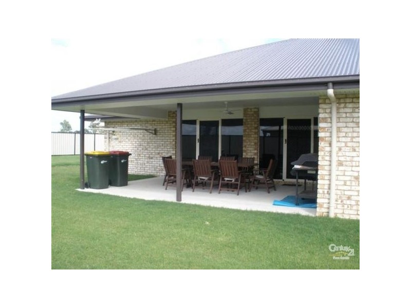 45 Hibiscus Street, Blackwater QLD 4717