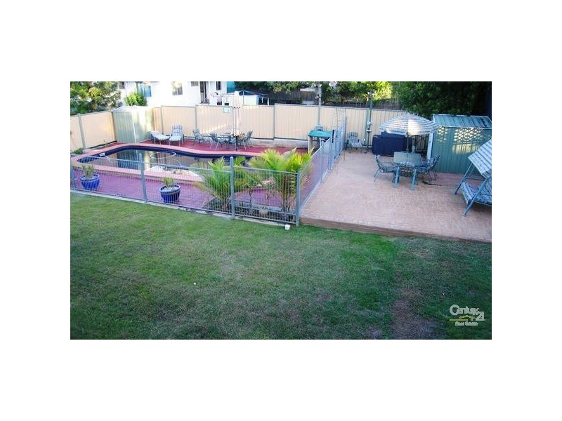 17 Quandong Street, Blackwater QLD 4717