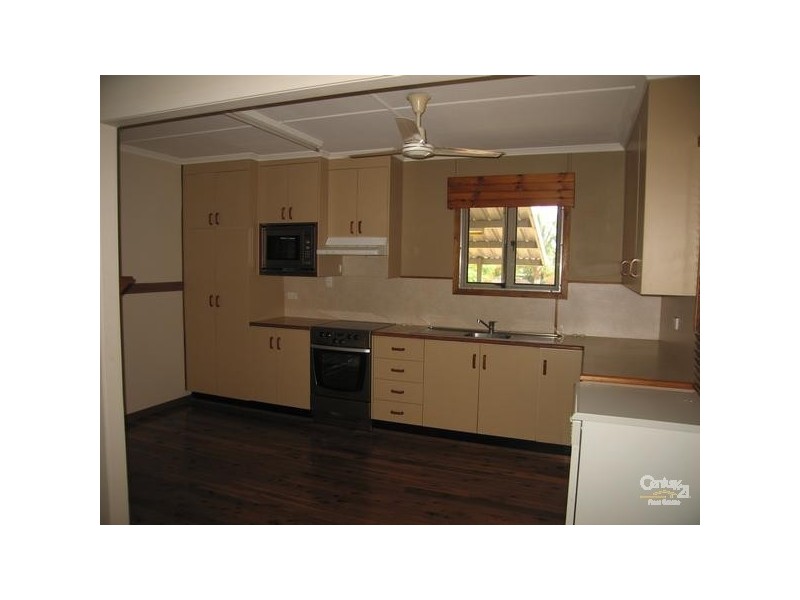 13 Talbot Street, Blackwater QLD 4717