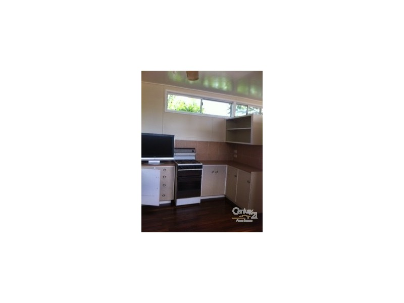 6 Ballard, Comet QLD 4702