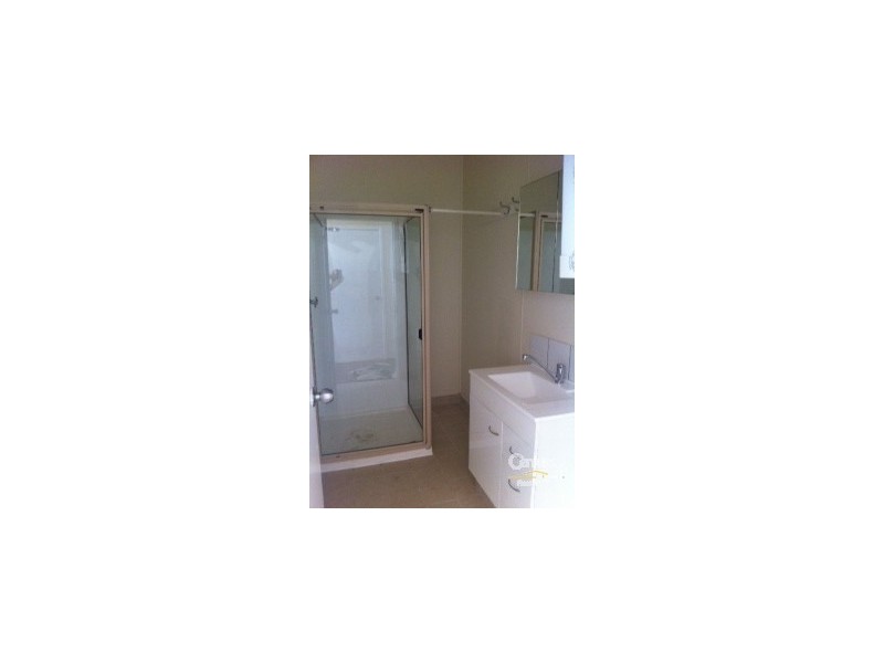 6 Ballard, Comet QLD 4702