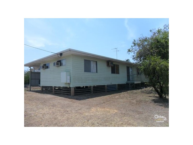1 & 2 /17 Cedar Street, Blackwater QLD 4717