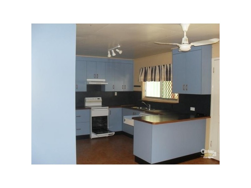 30 Birt Street, Blackwater QLD 4717